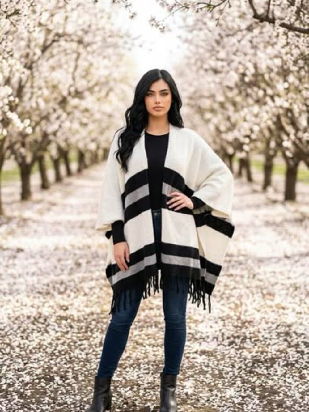 Women's White/Black Poncho Size M